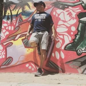 Meet your Posher, Julio